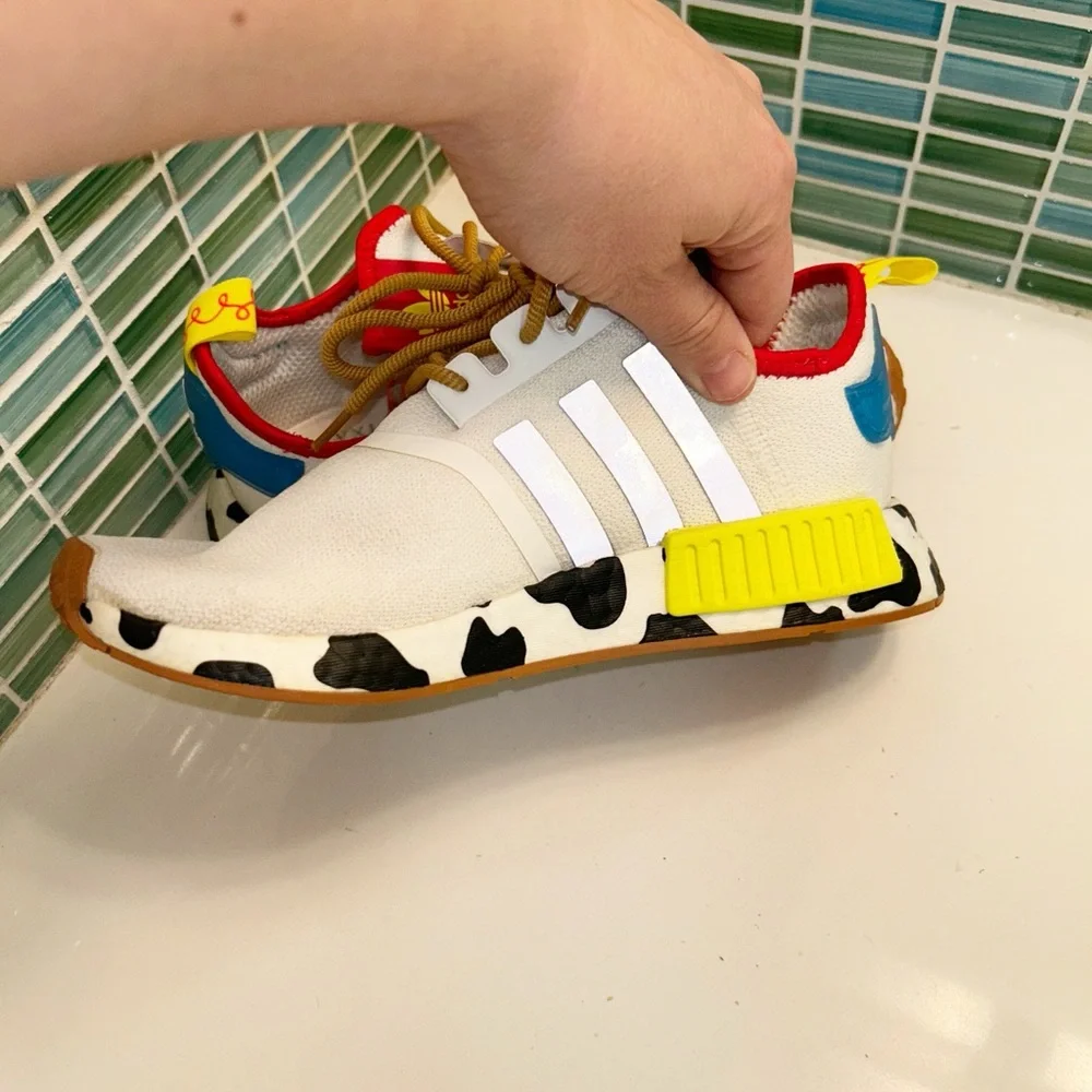 ADIDAS x TOY STORY The Originals NMD_R1 Disney Collab Toy Story White SZ: 6 - Picture 7 of 15